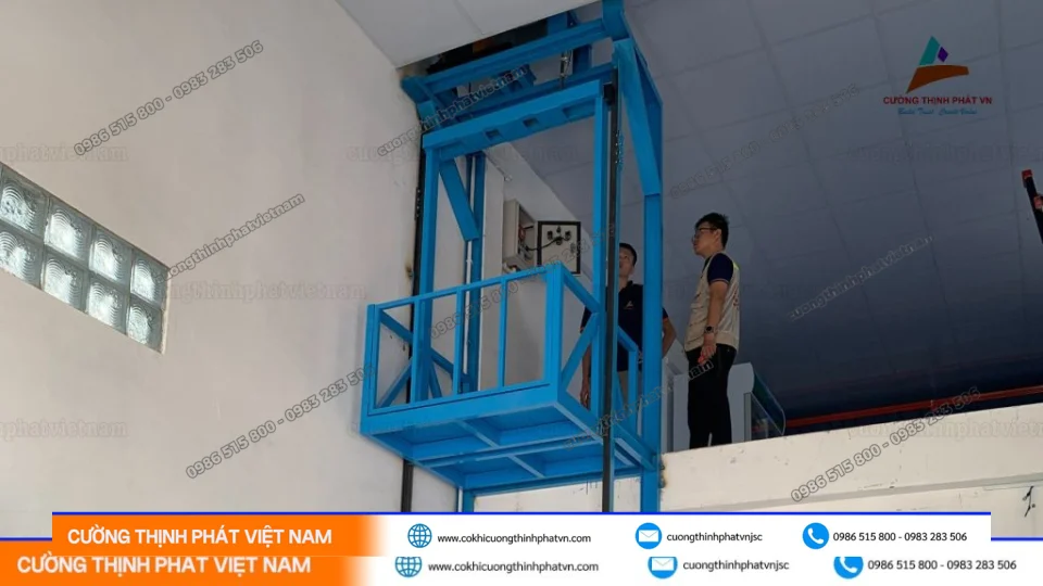 Thang Máy Tải Hàng 200kg