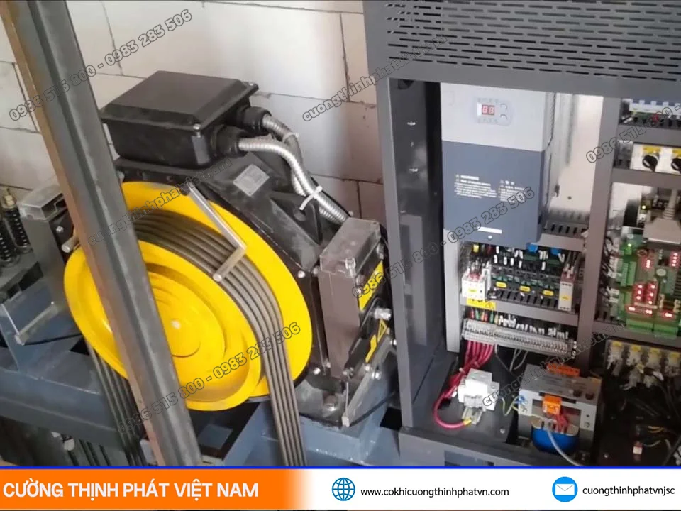 Thang máy tải hàng, thang thực phẩm Phường Thủ Đức TP.HCM