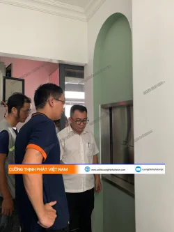 Dự án thang máy thực phẩm có đối trọng 4 điểm dừng tại Phú Nhuận