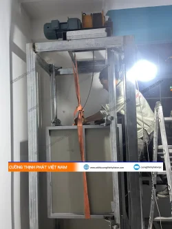 Dự án thang máy thực phẩm điều khiển từ xa 100kg tại Quận 7
