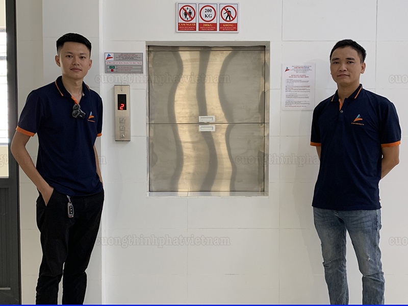 Thang máy thực phẩm